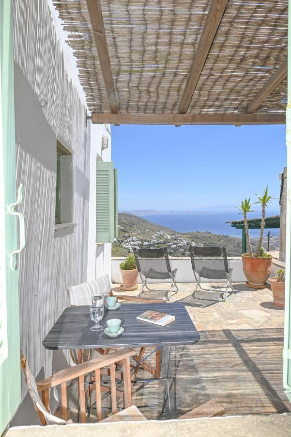 Villa Hill-Ton Arnados Exterior photo